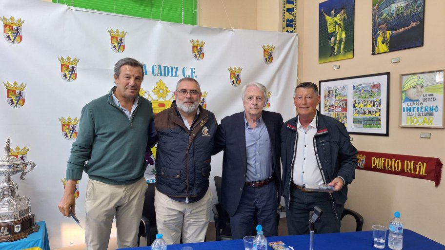 ENTRENADORES 3