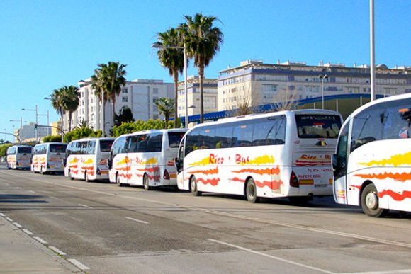 Autobuses FPC / Trekant Media